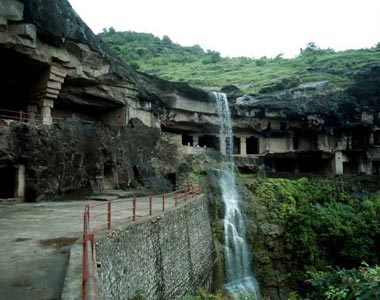 Dawki Caves - TravelCraft